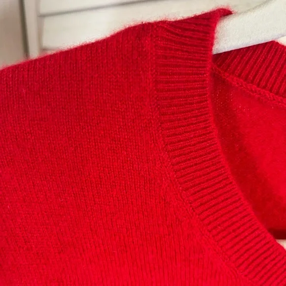 NEW LANDS AND MENS SWEATER 100% CASHMERE